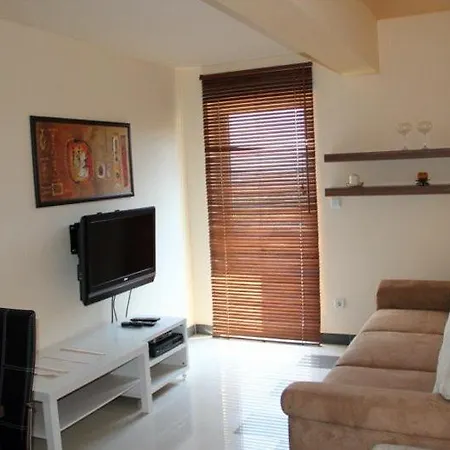 Lora Kraj (Zadar)