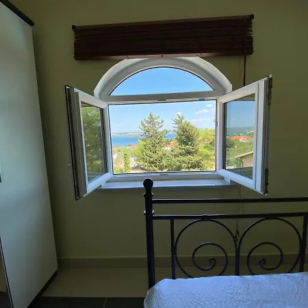 Apartments Villa Lora Apartman *