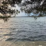 Lora Apartman Kraj