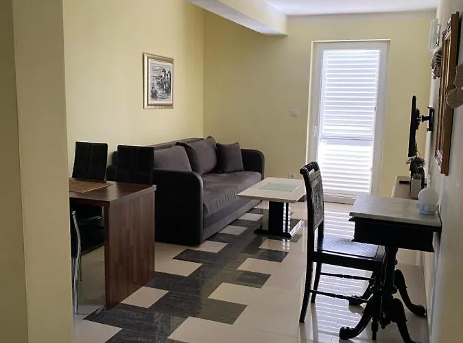 Апартаменты Lora Kraj (Zadar)