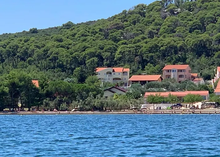 Lora Апартаменты Kraj (Zadar)